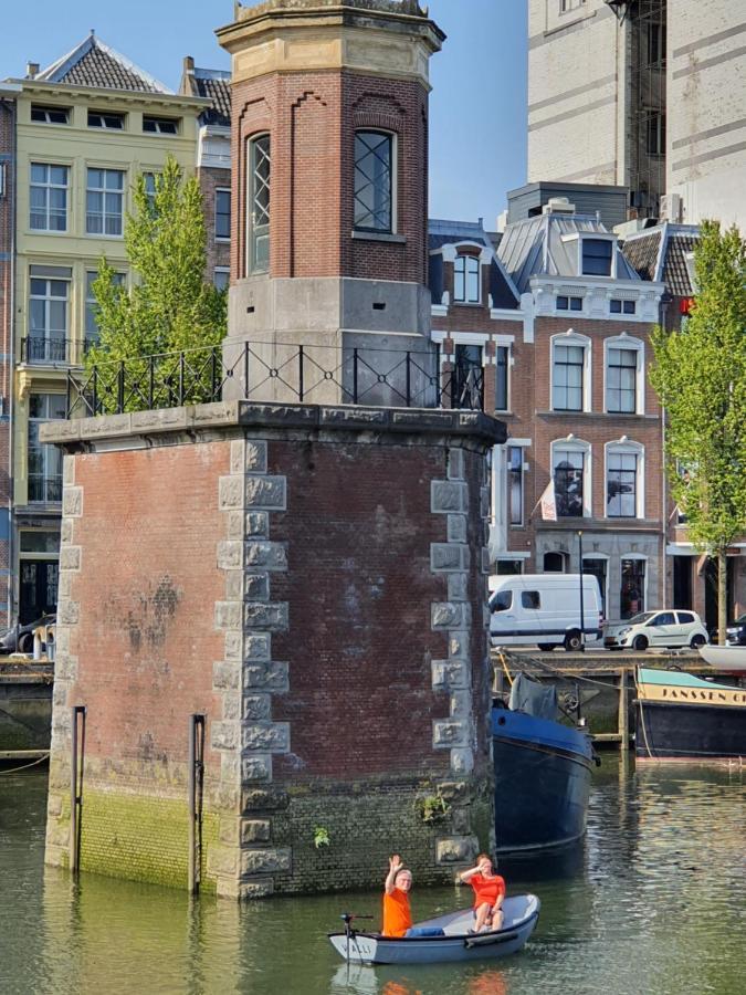 De Coaster & Aquarium Ponton Otel Rotterdam Dış mekan fotoğraf